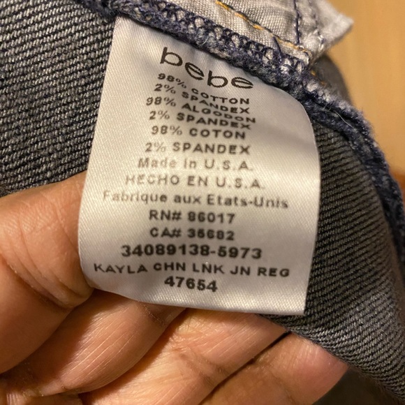 Bebe Kayla Dark Wash Chain Link Jeans. - Picture 12 of 14